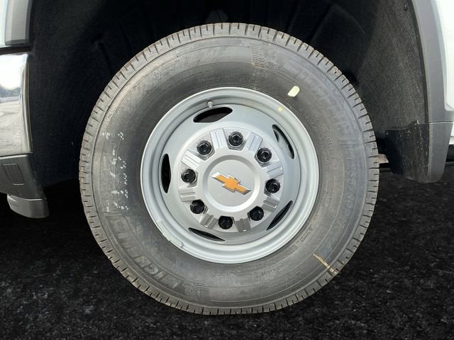 2026 Chevrolet Silverado 3500 HD Chassis Cab — detail view
