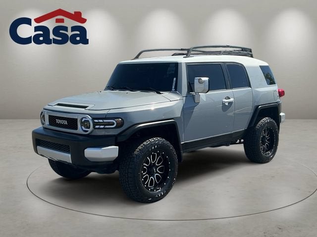 2014 Toyota FJ Cruiser 4WD 4dr Man (Natl) in Gray — front three-quarter view