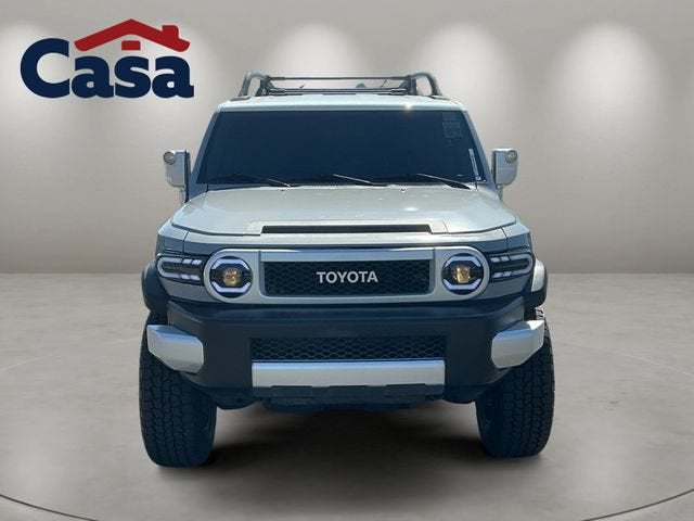 2014 Toyota FJ Cruiser — side profile view