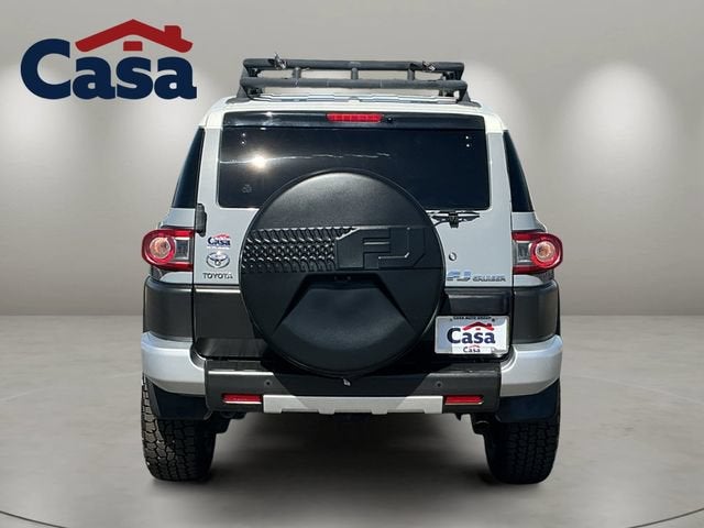 2014 Toyota FJ Cruiser — detail view